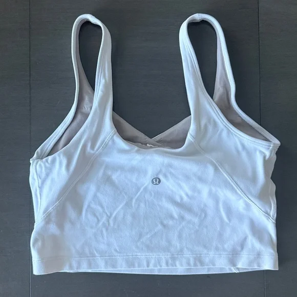 LULULEMON LOT OF 3 TOP AND BRA TOPS 8 - Picture 3 of 7